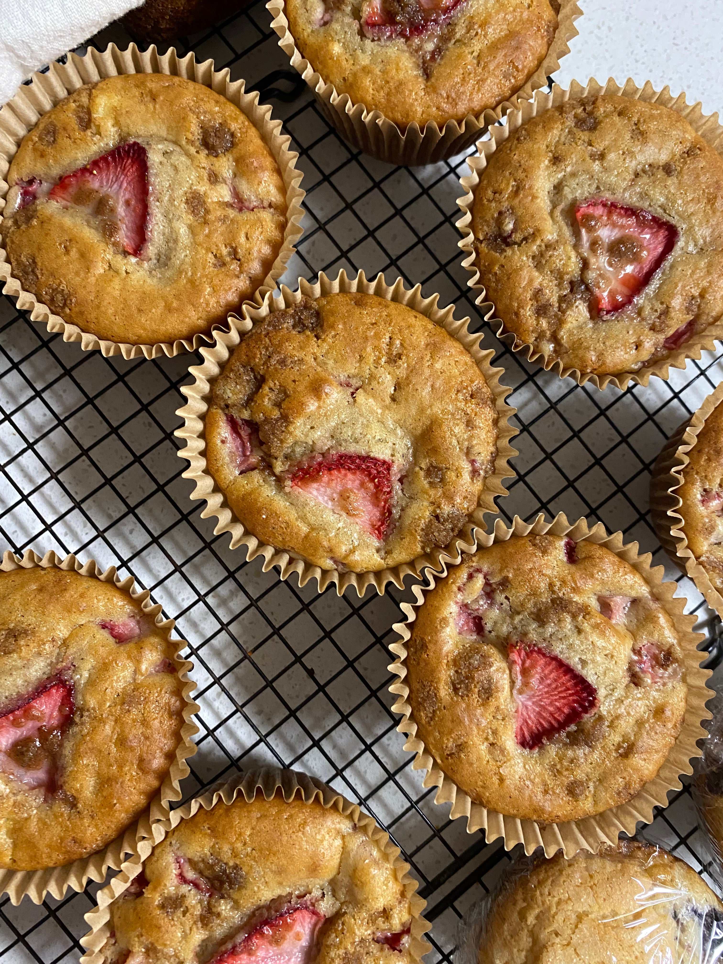 Strawberry Cheescake Muffins